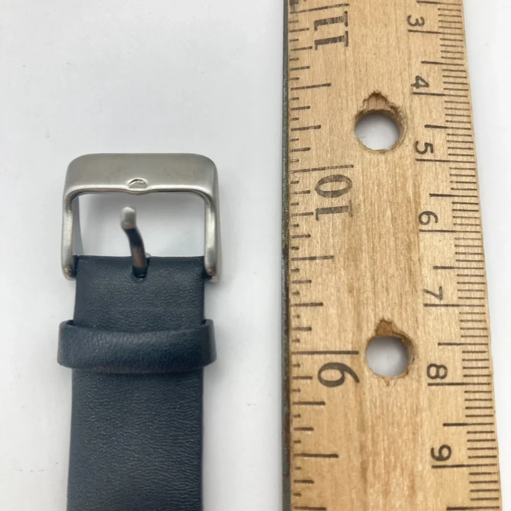 Kenneth Cole Men's Tank Watch 29mm Silver Tone Date Gray Dial New Battery 9.5